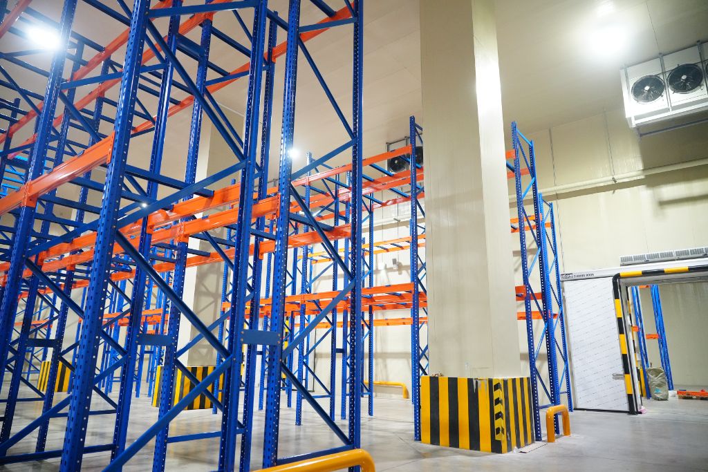 기둥 간섭 공간 맞춤 설치