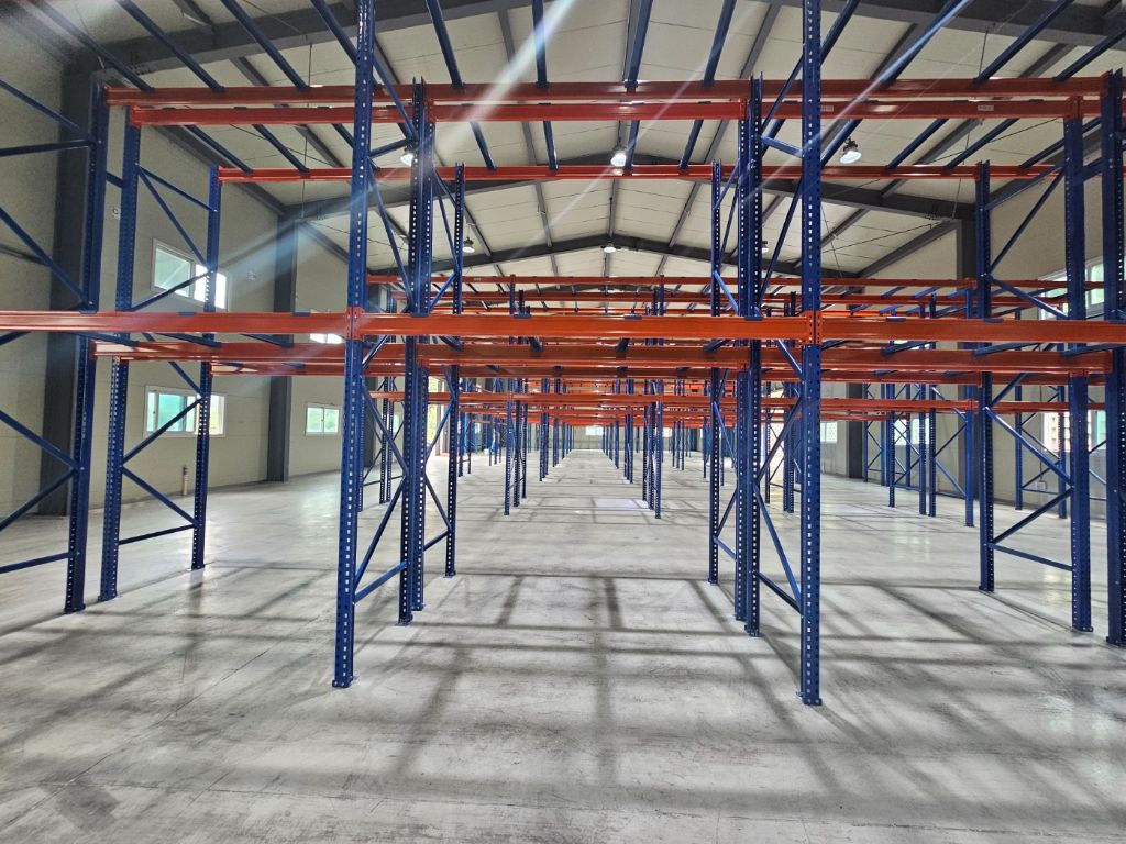 통로형 대형 파렛트랙